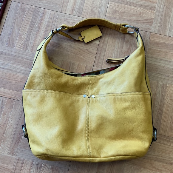 Tignanello Leather Shoulder/ Hobo Purse Camel 4 Front Pocket Striped Lining - Picture 2 of 8